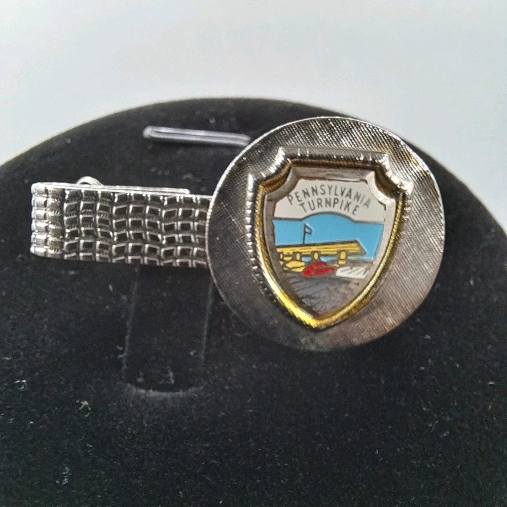 Vintage Antique Pennsylvania Turnpike Money Clip Tie Clip Enamel Collectible